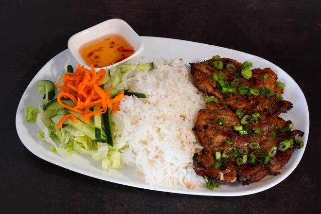 C9 Grilled Chicken Fillet (Com Ga) (香茅燒雞扒飯)